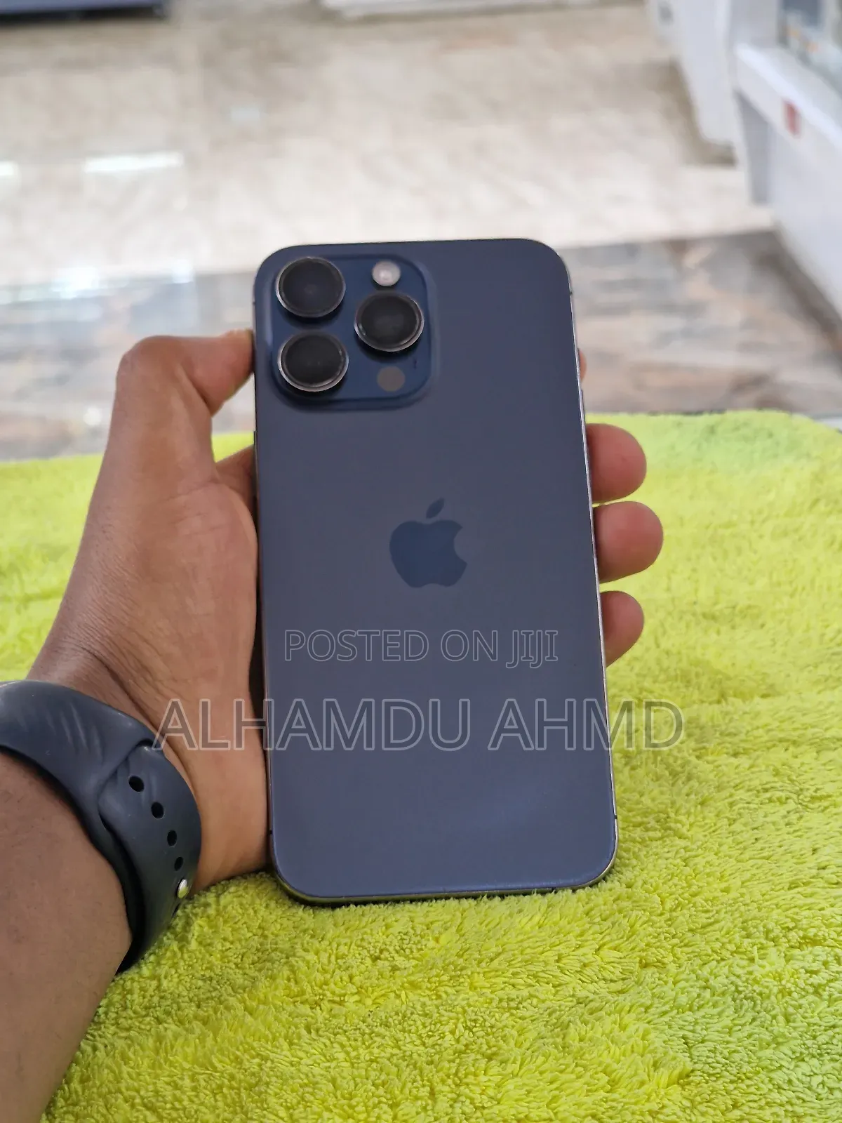 Apple iPhone 15 Pro Max 256 GB