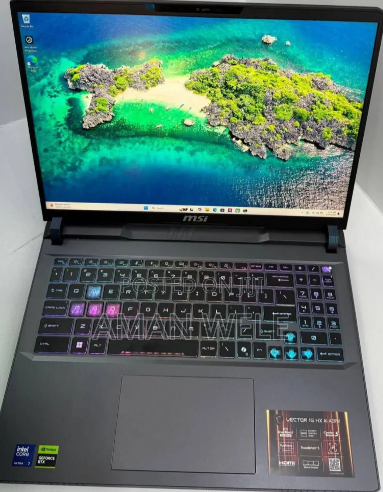 New Laptop MSI Vector 16 HX AI A2XWIG 32GB Intel Core Ultra 7 SSD 512GB