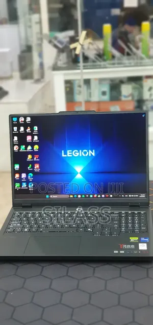 New Lenovo Legion Y7000P IRX9 Gaming Laptop 16GB Intel Core i7 SSD 1T
