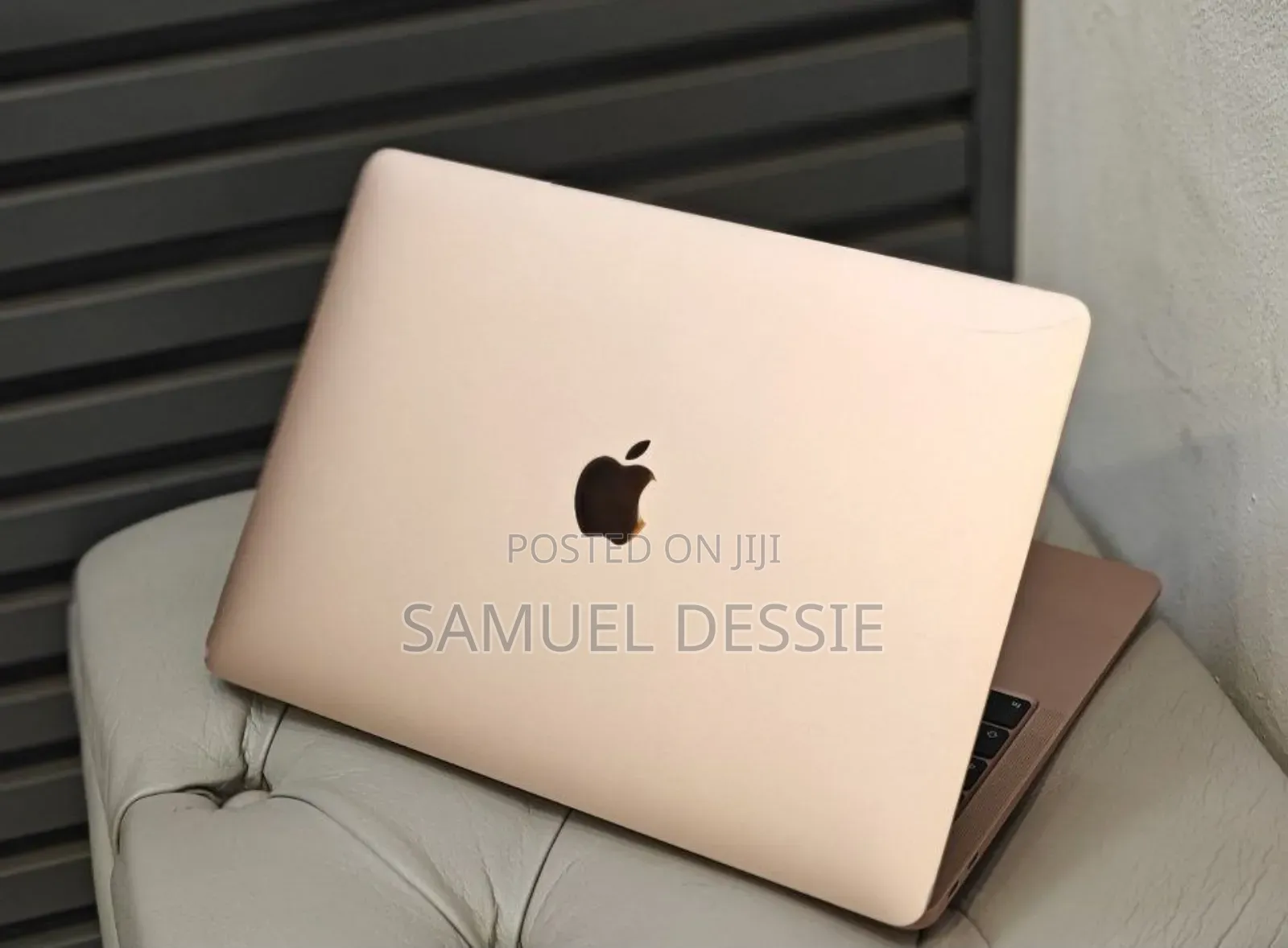New Laptop Apple MacBook Air 2020 8GB Intel Core i3 SSD 256GB