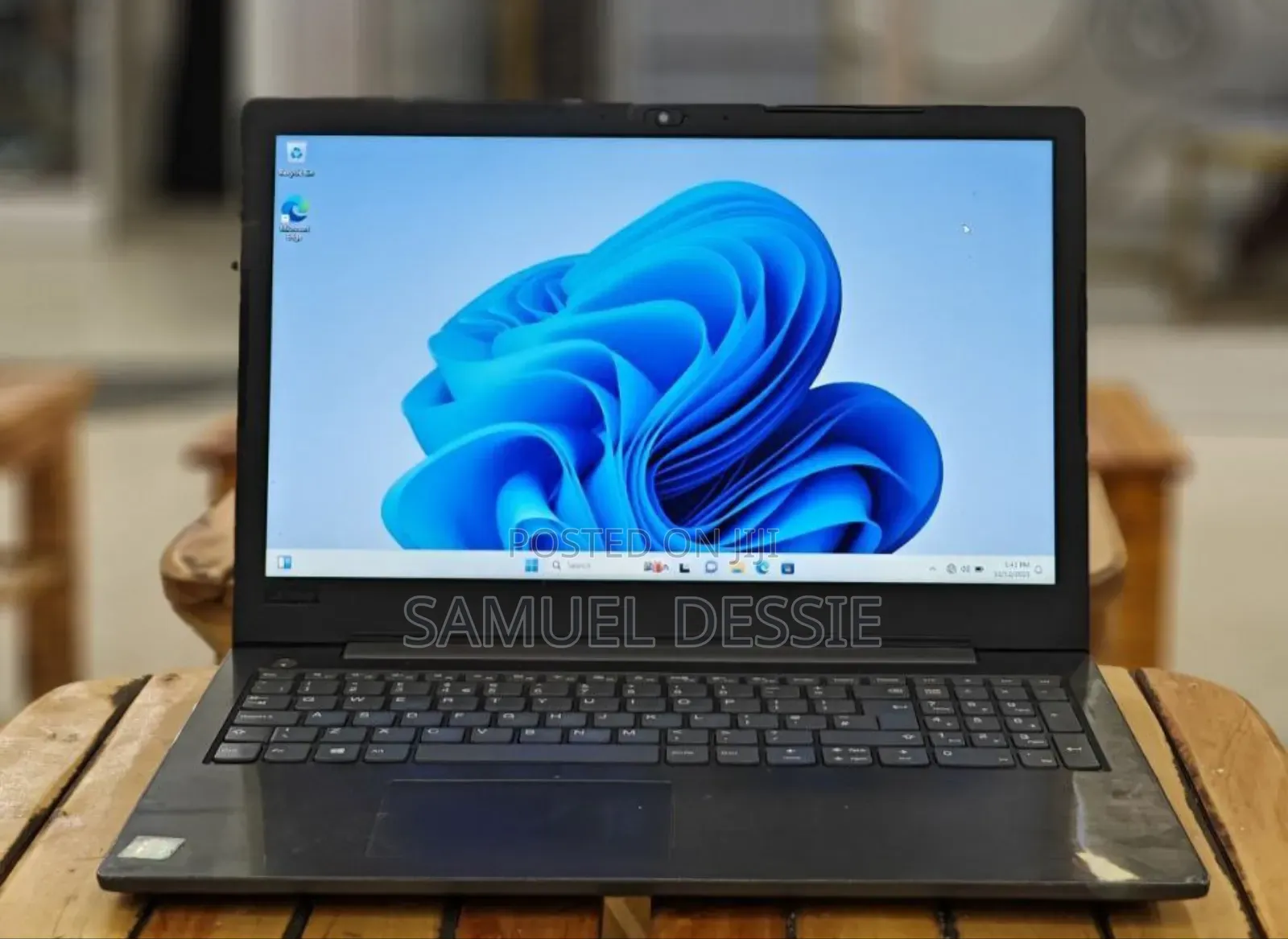 Laptop Lenovo Ideapad 3 4GB Intel Core i3 HDD 1T
