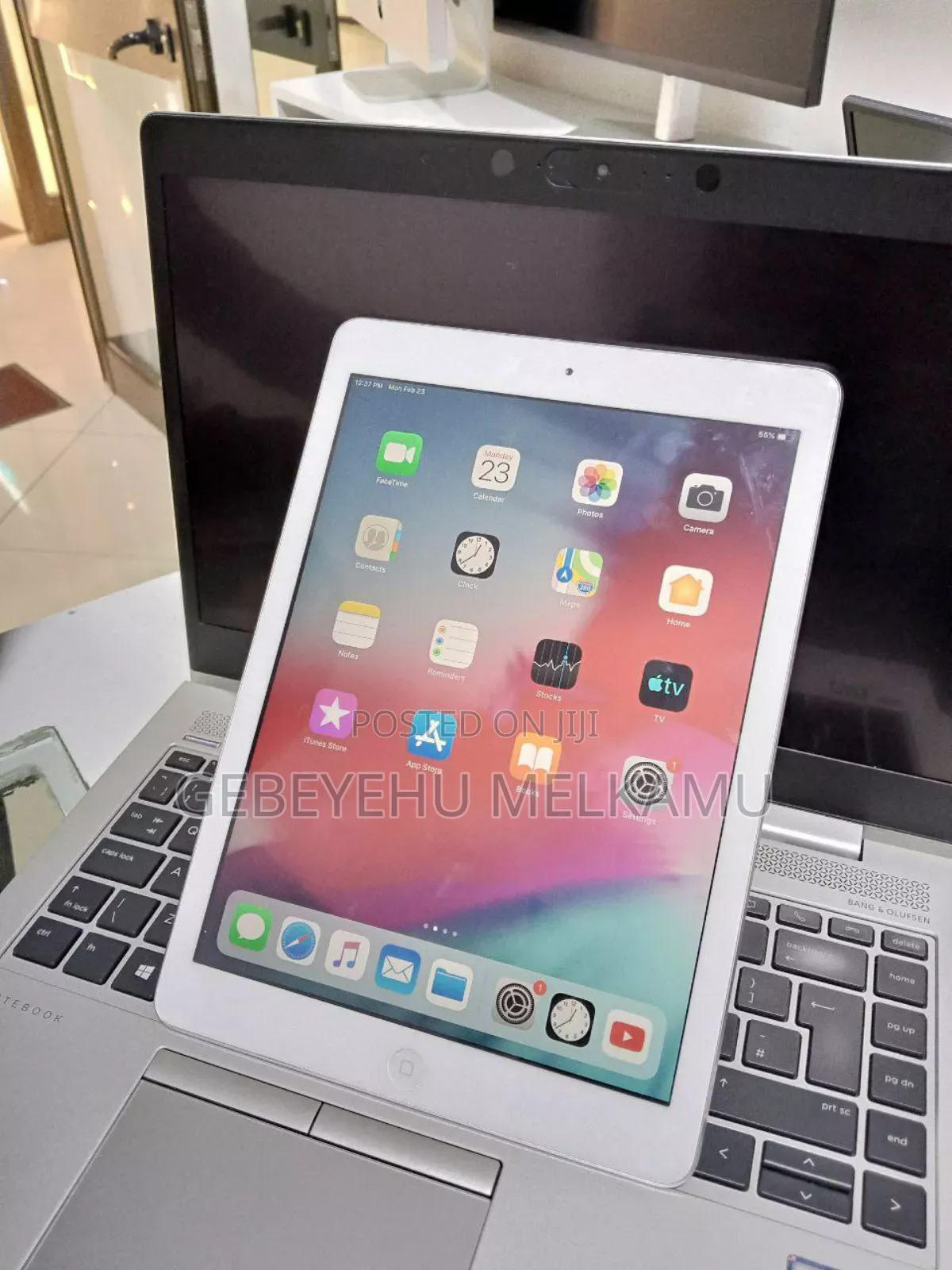New Apple iPad Air 64 GB White
