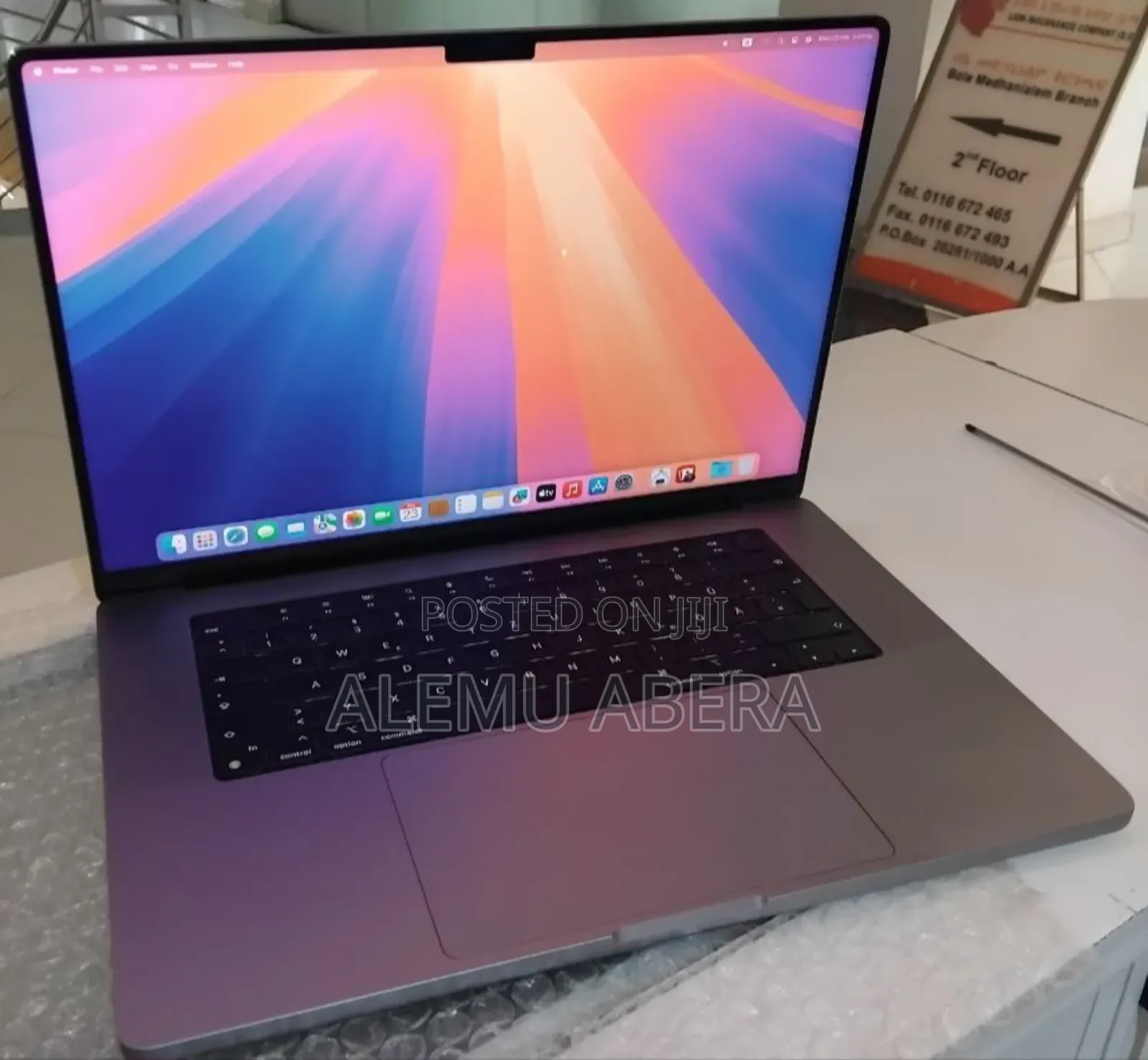New Laptop Apple MacBook Pro M1 64GB Apple M1 Pro SSD 1T