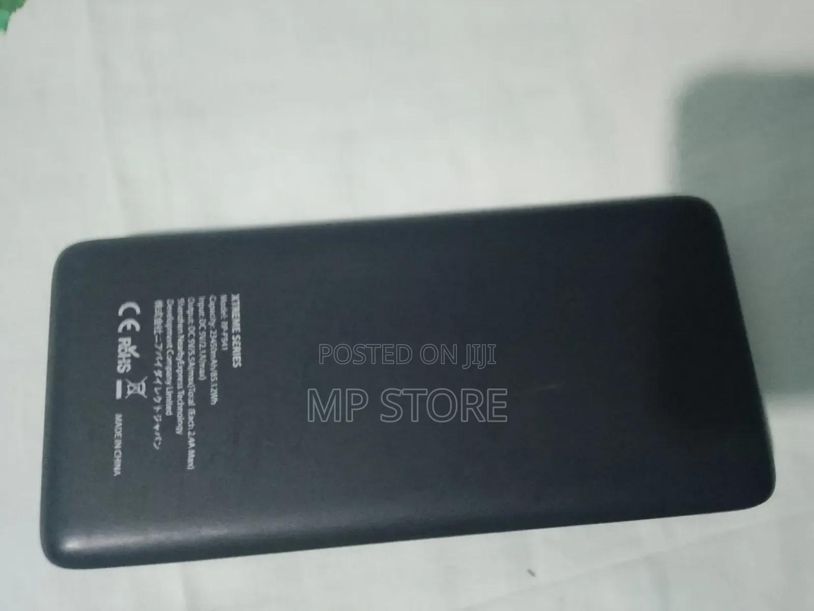 Lenovo Ravpower Bank.