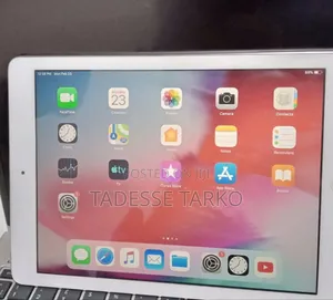 New Apple iPad Air 64 GB Silver