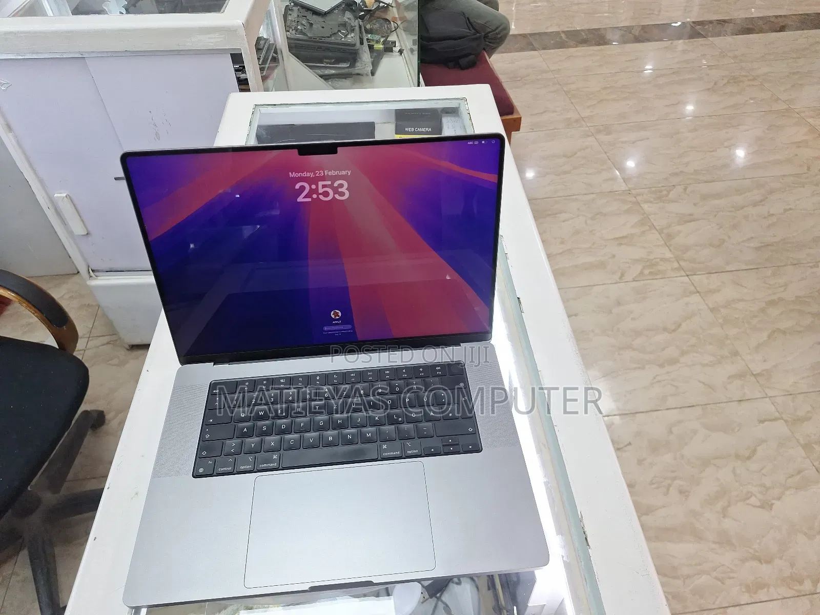 New Laptop Apple MacBook Pro M1 64GB Apple M1 Max SSD 1T