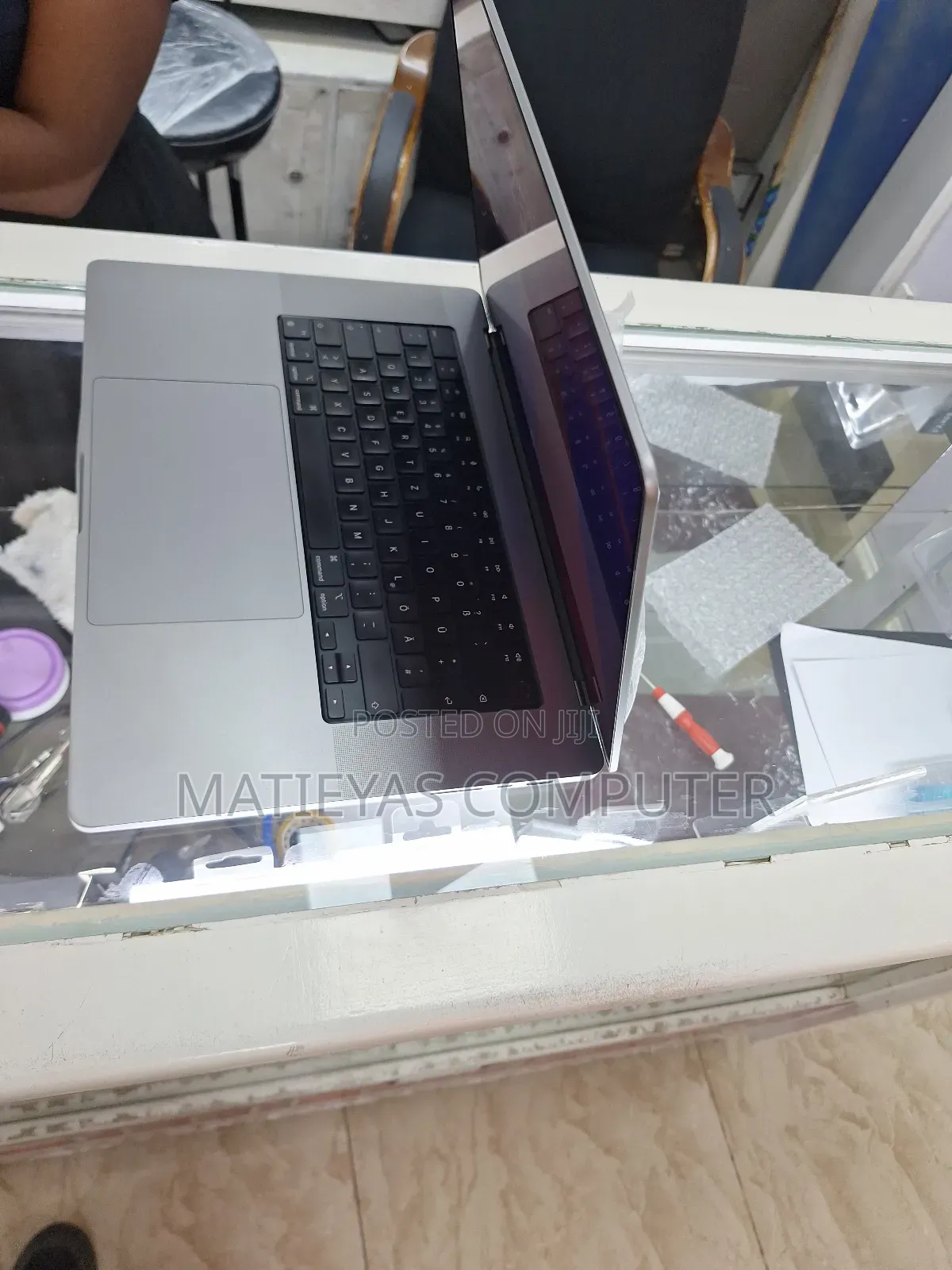 New Laptop Apple MacBook Pro M1 64GB Apple M1 Max SSD 1T