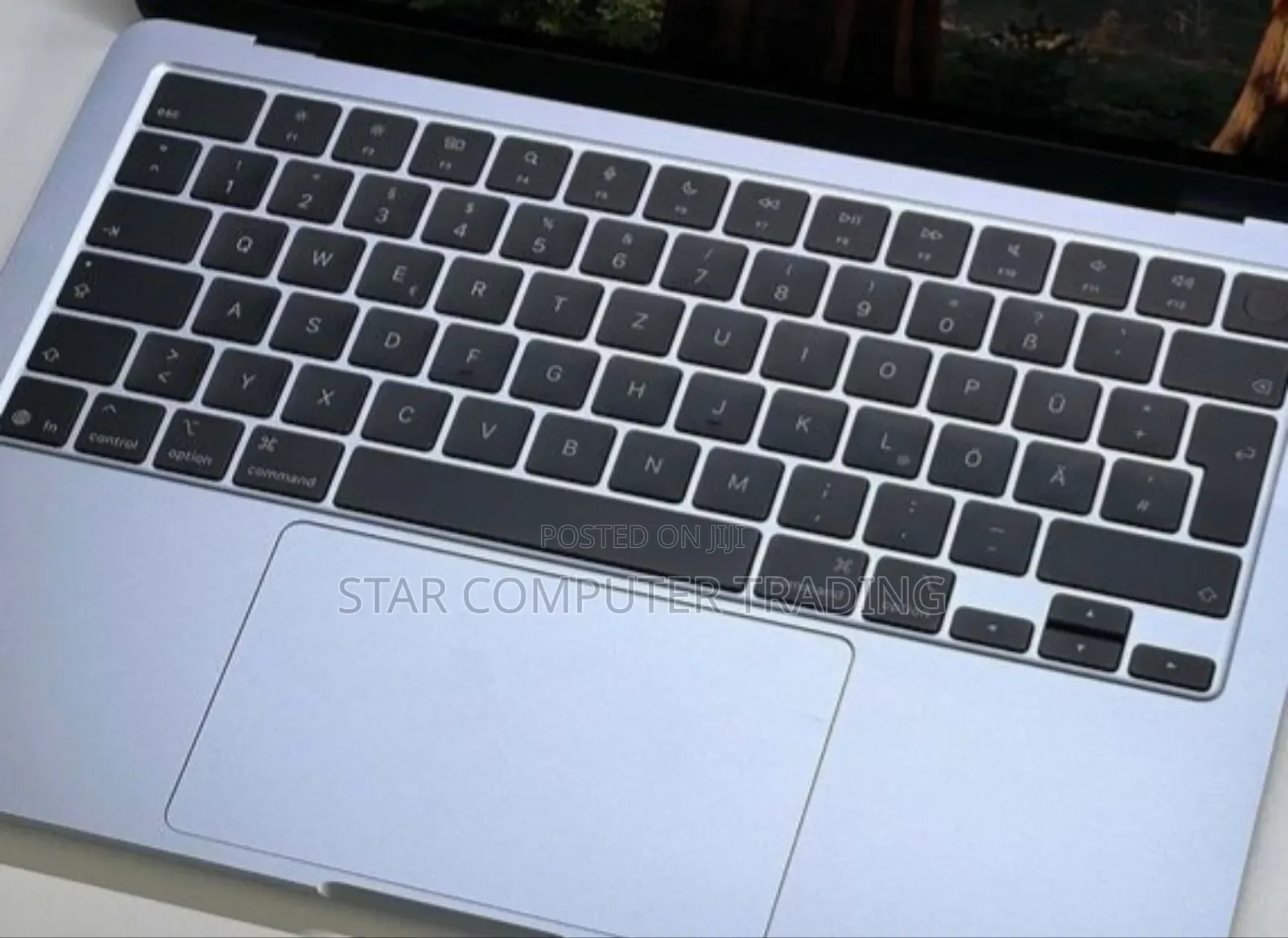 New Laptop Apple MacBook Air 2025 M4 13-inch 16GB Apple M4 SSD 256GB