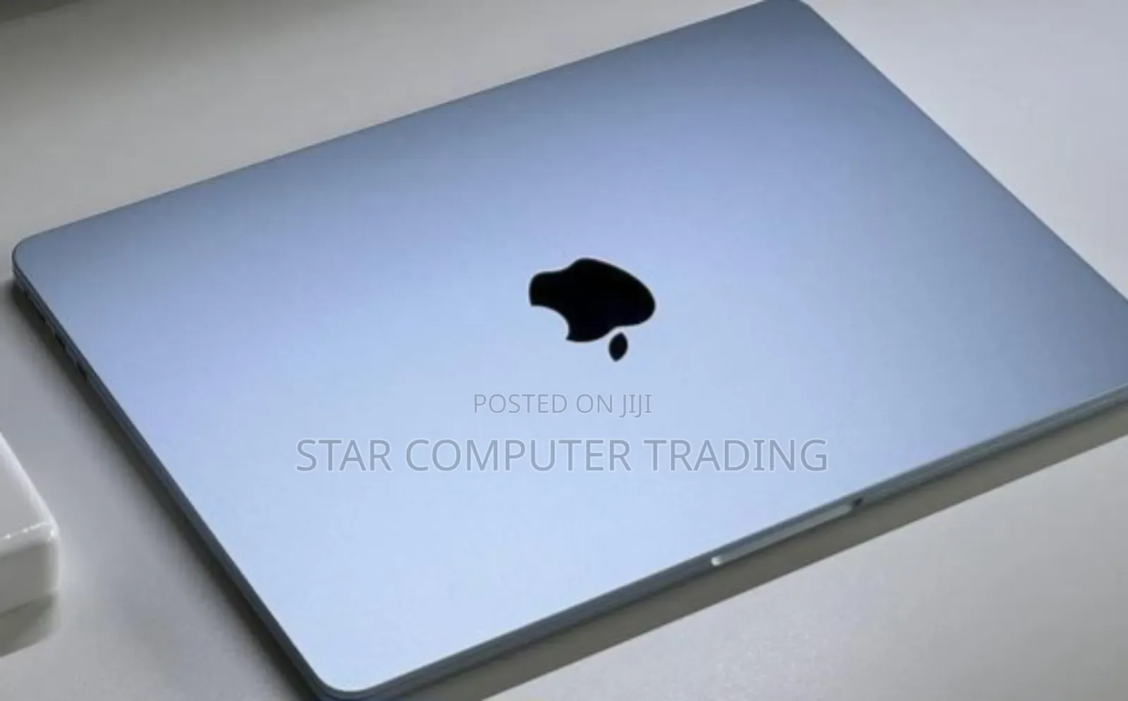 New Laptop Apple MacBook Air 2025 M4 13-inch 16GB Apple M4 SSD 256GB