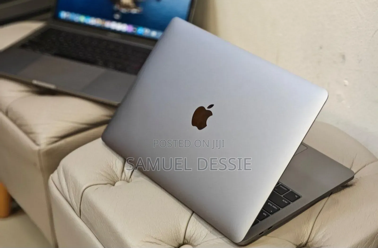 New Laptop Apple MacBook Pro 2019 16GB Intel Core i7 SSD 256GB