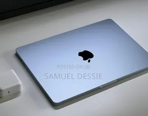 New Laptop Apple MacBook Air 2025 M4 13-inch 16GB Apple M4 SSD 256GB