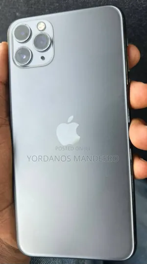 New Apple iPhone 11 Pro Max 64 GB Black