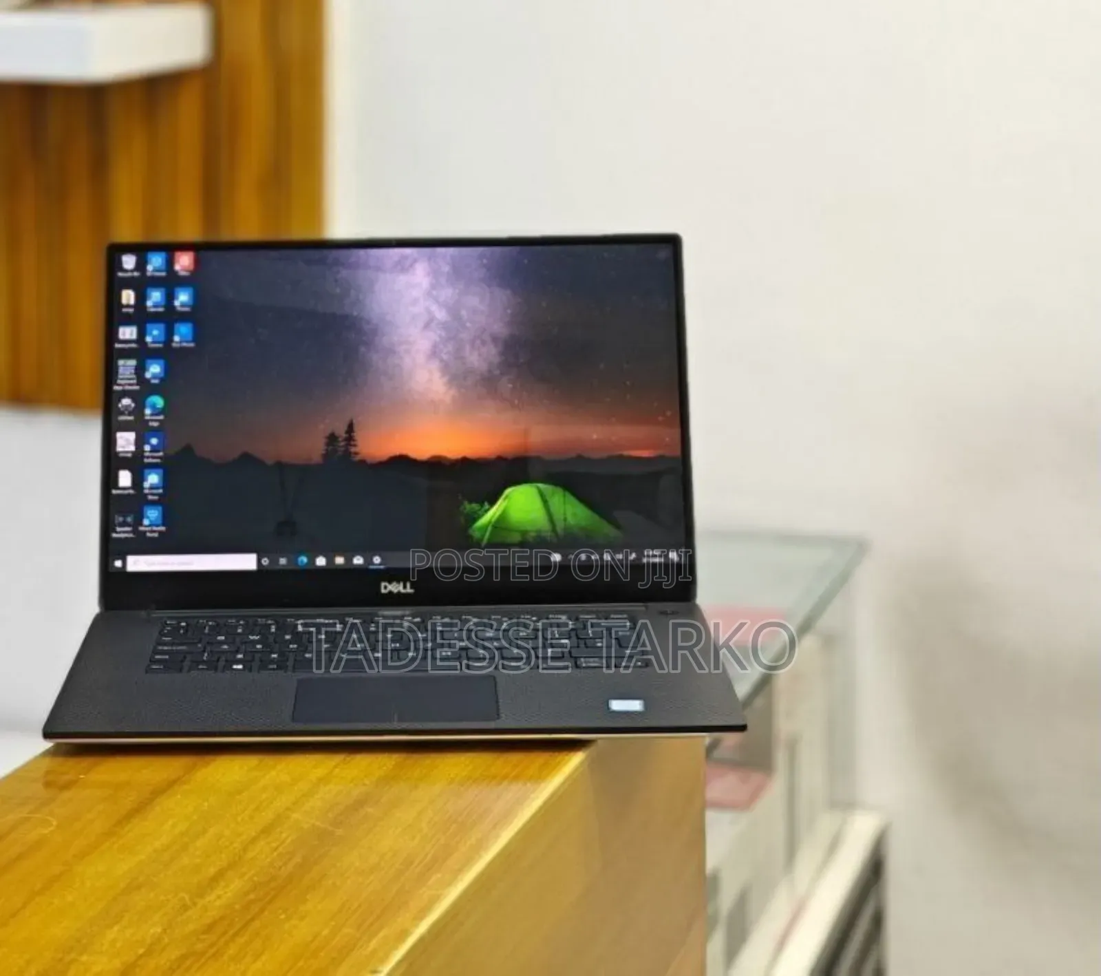 New Laptop Dell XPS 15 16GB Intel Core i9 SSD 512GB