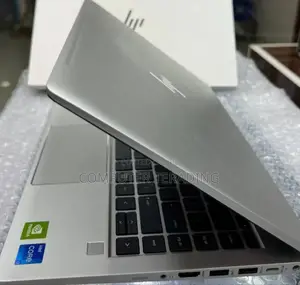New Laptop HP EliteBook 640 G9 16GB Intel Core i7 SSD 512GB