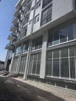 G+5 ሚሸጥ ፎቅ መገናኛ ለይ