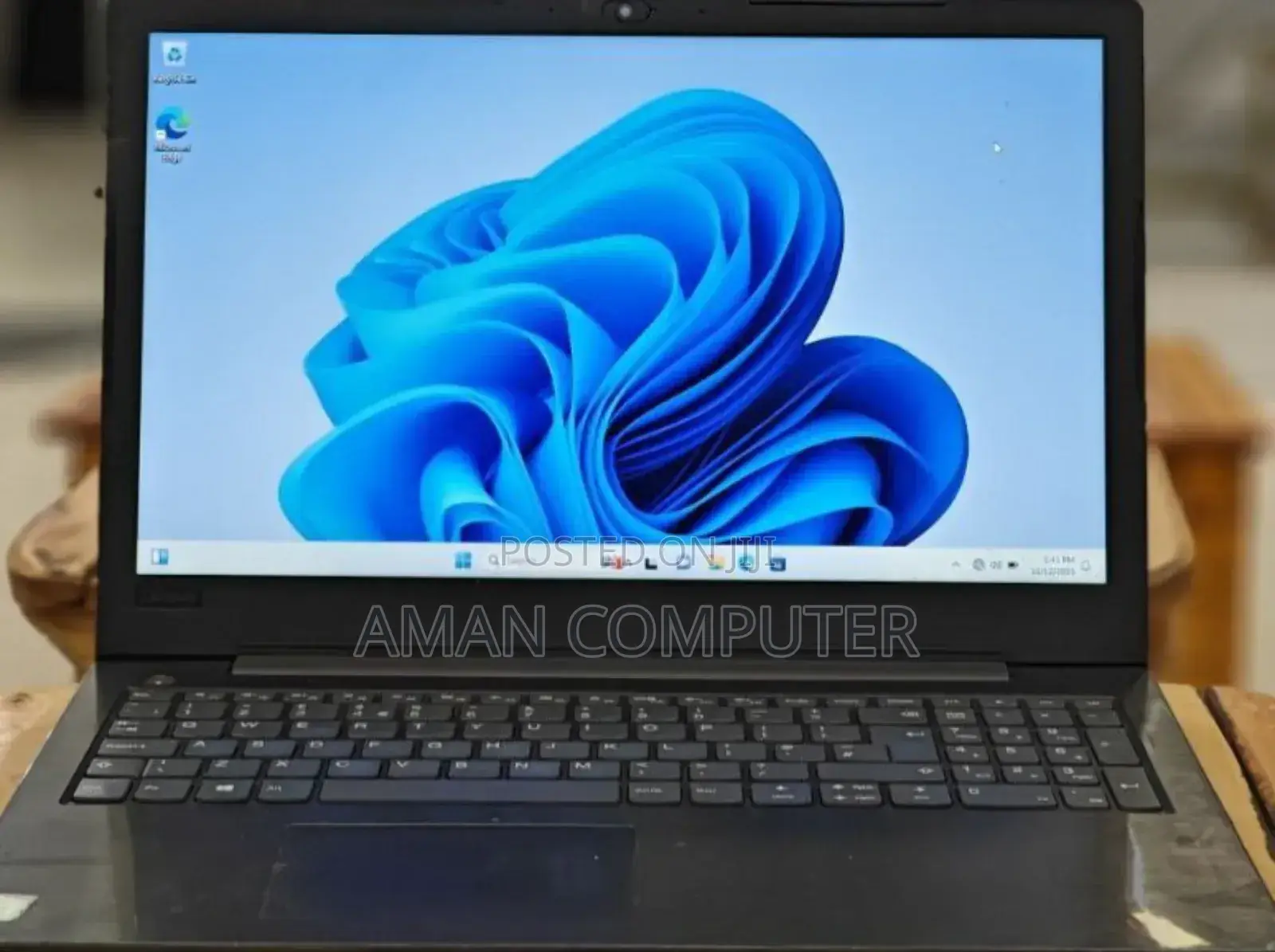 New Laptop Lenovo Ideapad 3 4GB Intel Core i3 HDD 1T