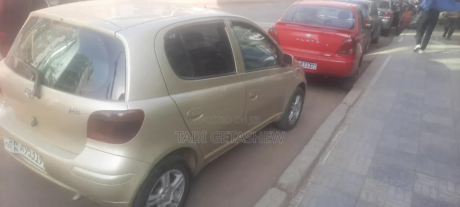 Toyota Vitz 2002 Gold