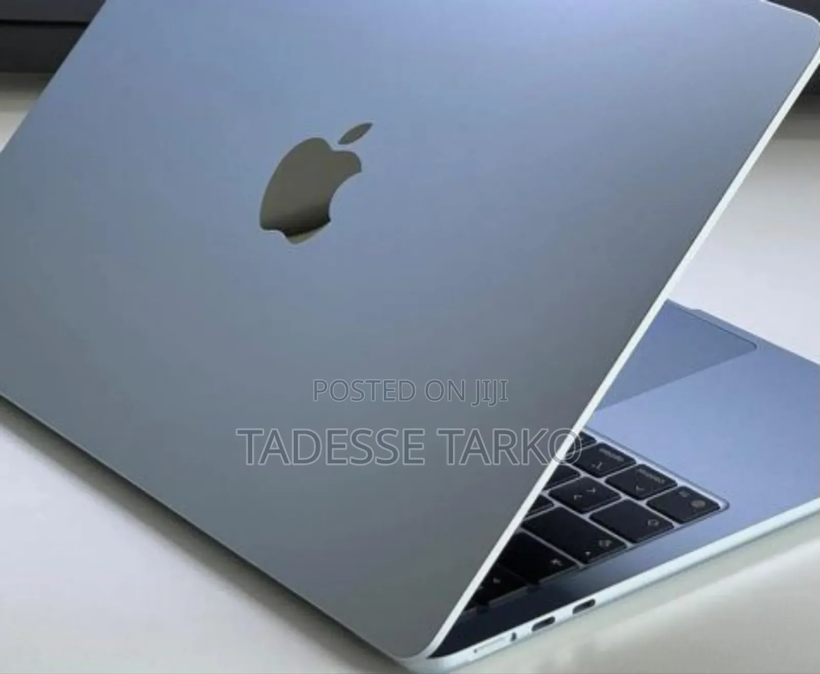 New Laptop Apple MacBook Air 2025 M4 13-inch 16GB Apple M4 SSD 256GB