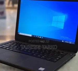 New Laptop Dell Latitude 3301 8GB Intel Core i3 SSD 128GB