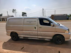 Toyota HiAce 2008