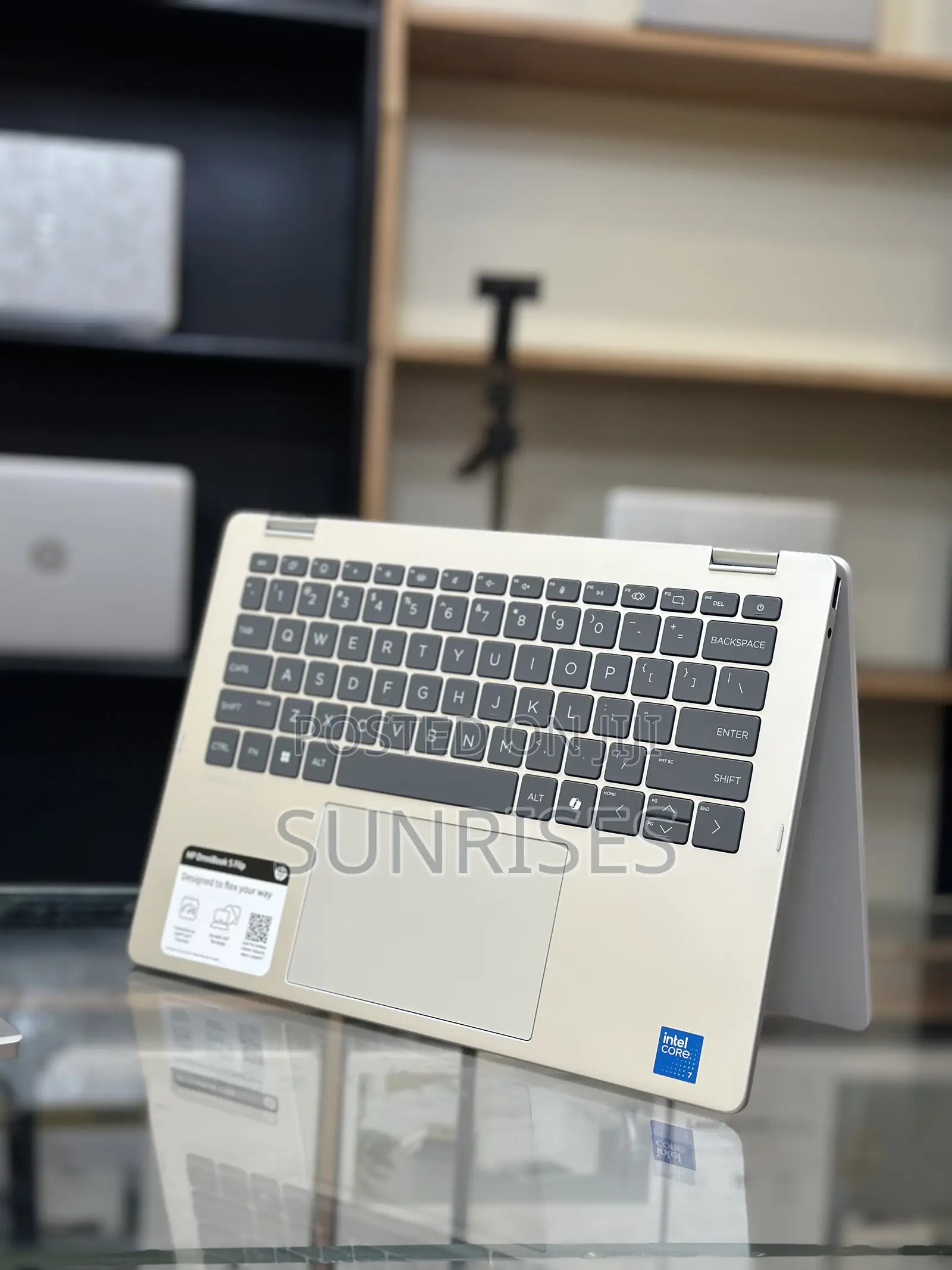 New Laptop HP OmniBook 5 14" 16GB Intel Core i7 SSD 512GB