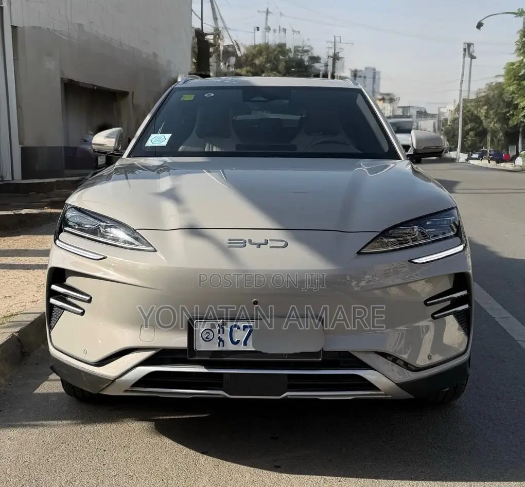 BYD Song Plus 2025 White