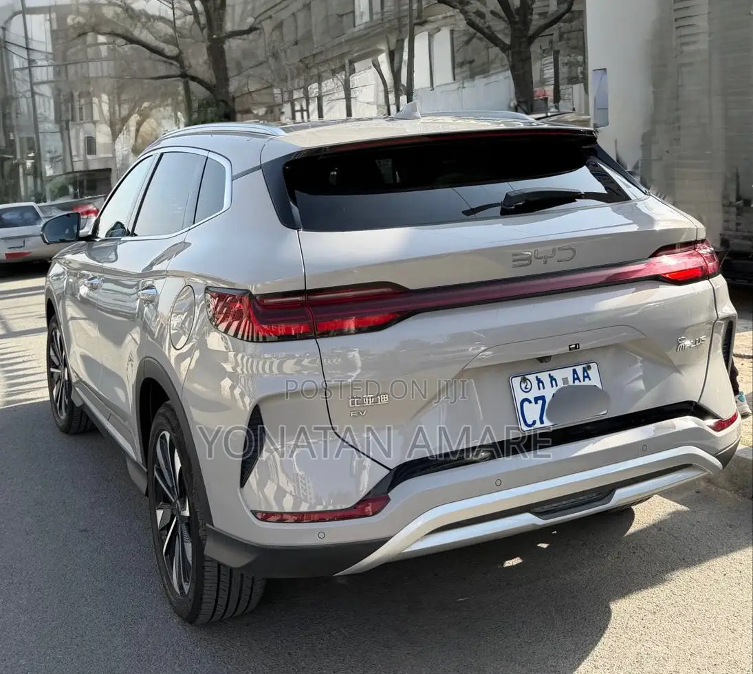 BYD Song Plus 2025 White