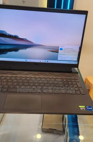 New Laptop Dell G15 5511 16GB Intel Core i7 SSD 512GB