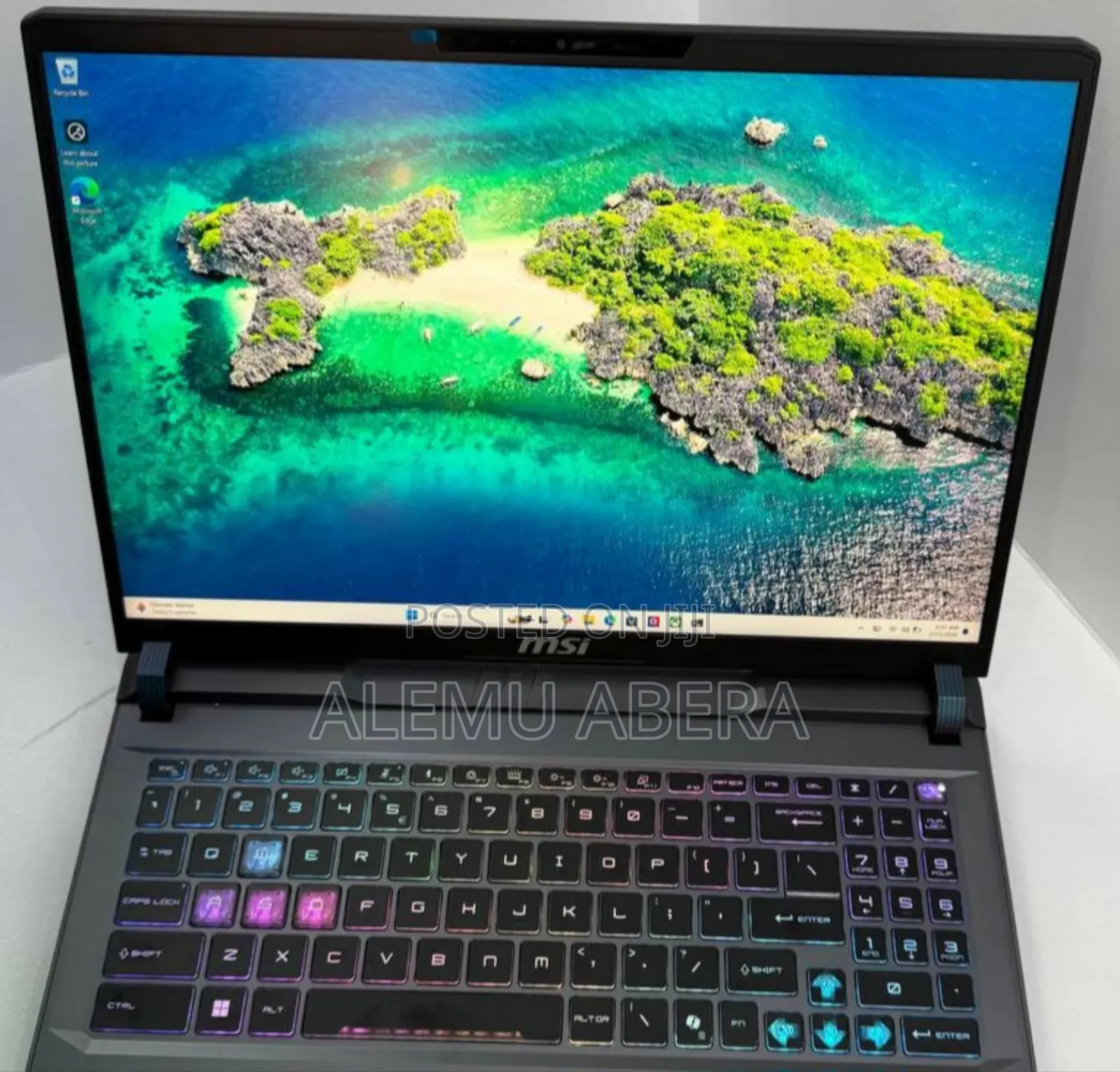 New Laptop MSI Vector 16 HX AI A2XWIG 32GB Intel Core Ultra 7 SSD 512GB