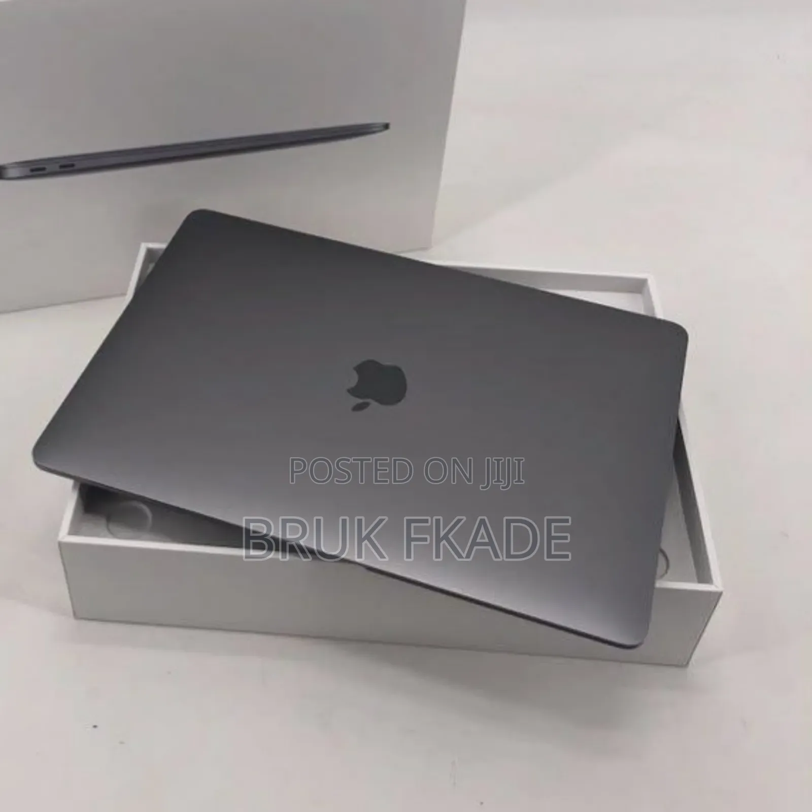 New Laptop Apple MacBook Air 2020 M1 16GB Apple M1 SSD 256GB