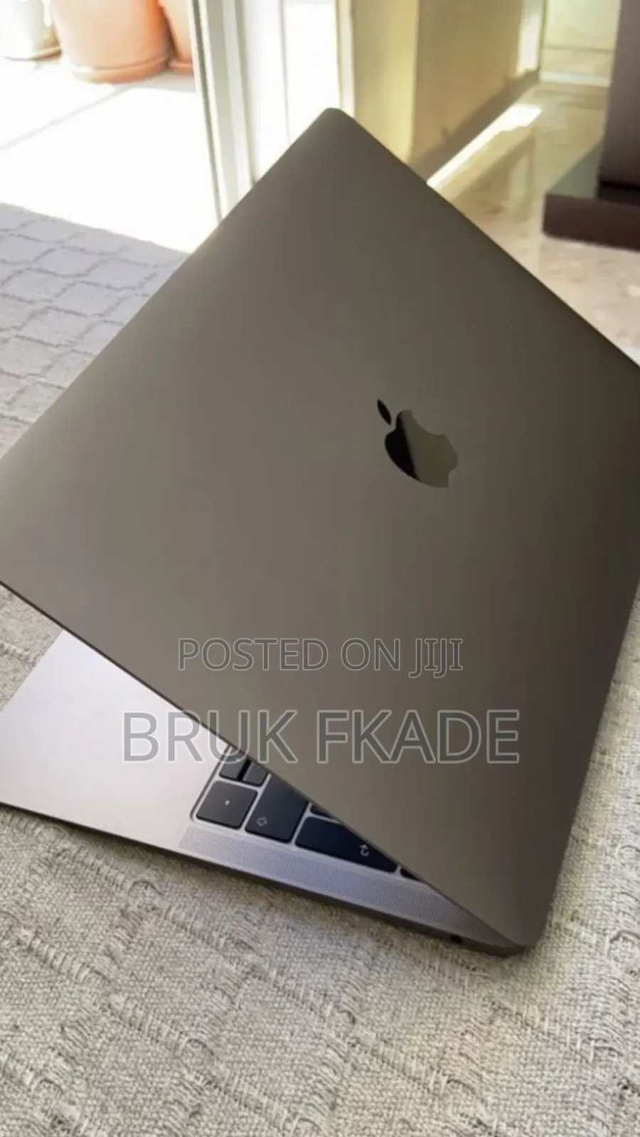 New Laptop Apple MacBook Air 2020 M1 16GB Apple M1 SSD 256GB