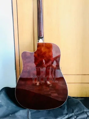 Yamaha Semi Acoustic F6000