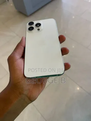 Apple iPhone 15 Pro Max 256 GB White