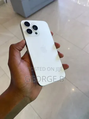 Apple iPhone 15 Pro Max 256 GB White