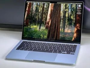 New Laptop Apple MacBook Air 2025 M4 15-inch 16GB Apple M4 SSD 256GB