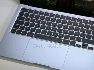 New Laptop Apple MacBook Air 2025 M4 15-inch 16GB Apple M4 SSD 256GB