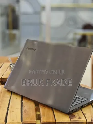 New Laptop Lenovo Ideapad 3 4GB Intel Core i3 SSD 1T