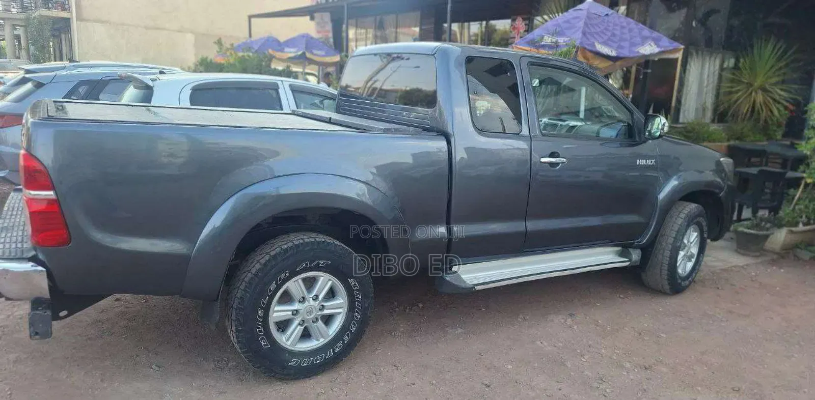 Toyota Hilux 2013 Gray