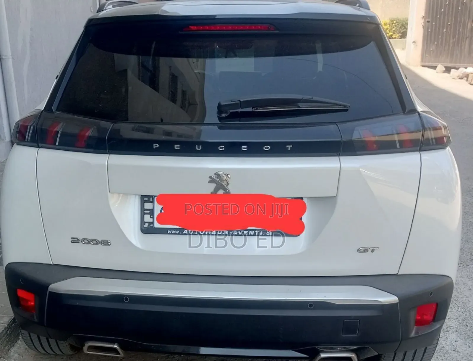 Peugeot 2008 1.2 PureTech (100 Hp) 2021 White