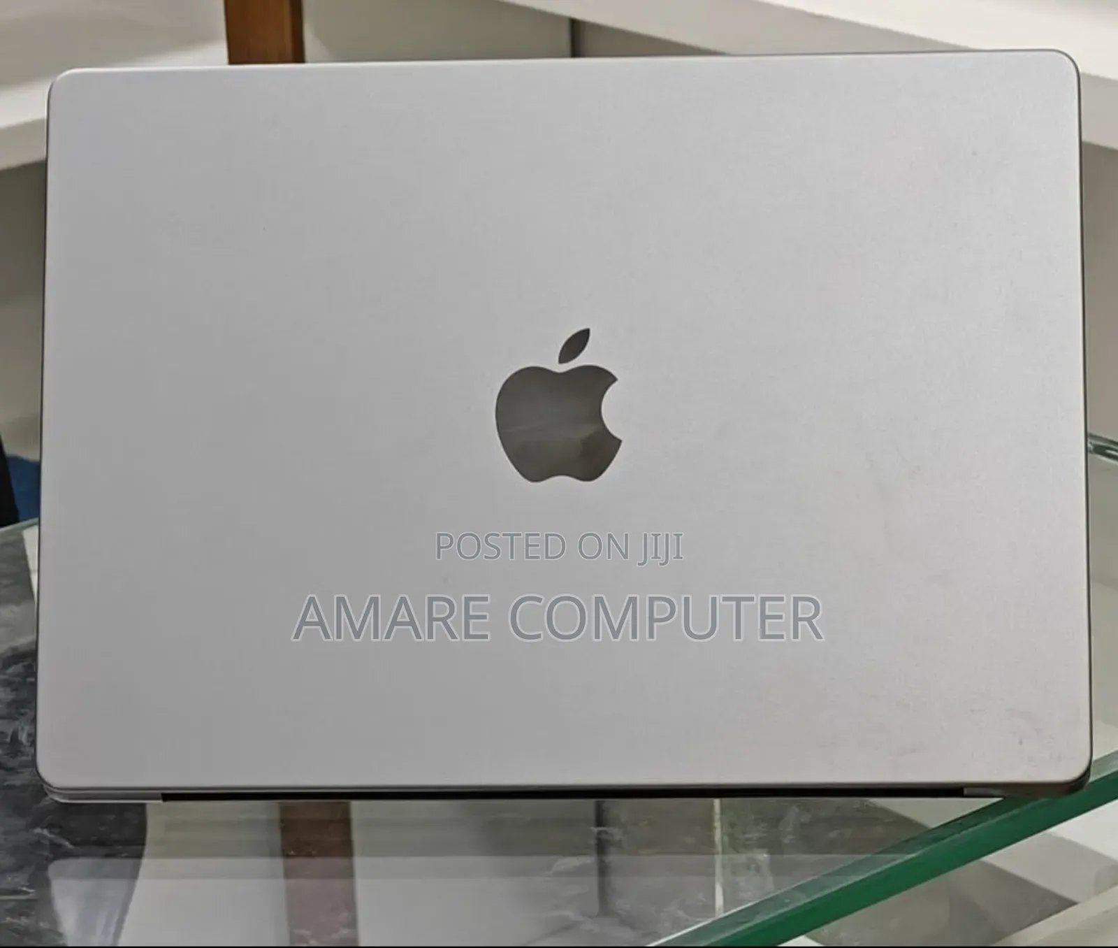 New Laptop Apple MacBook Pro 2023 M3 14-inch 8GB Apple M3 Pro SSD 512GB