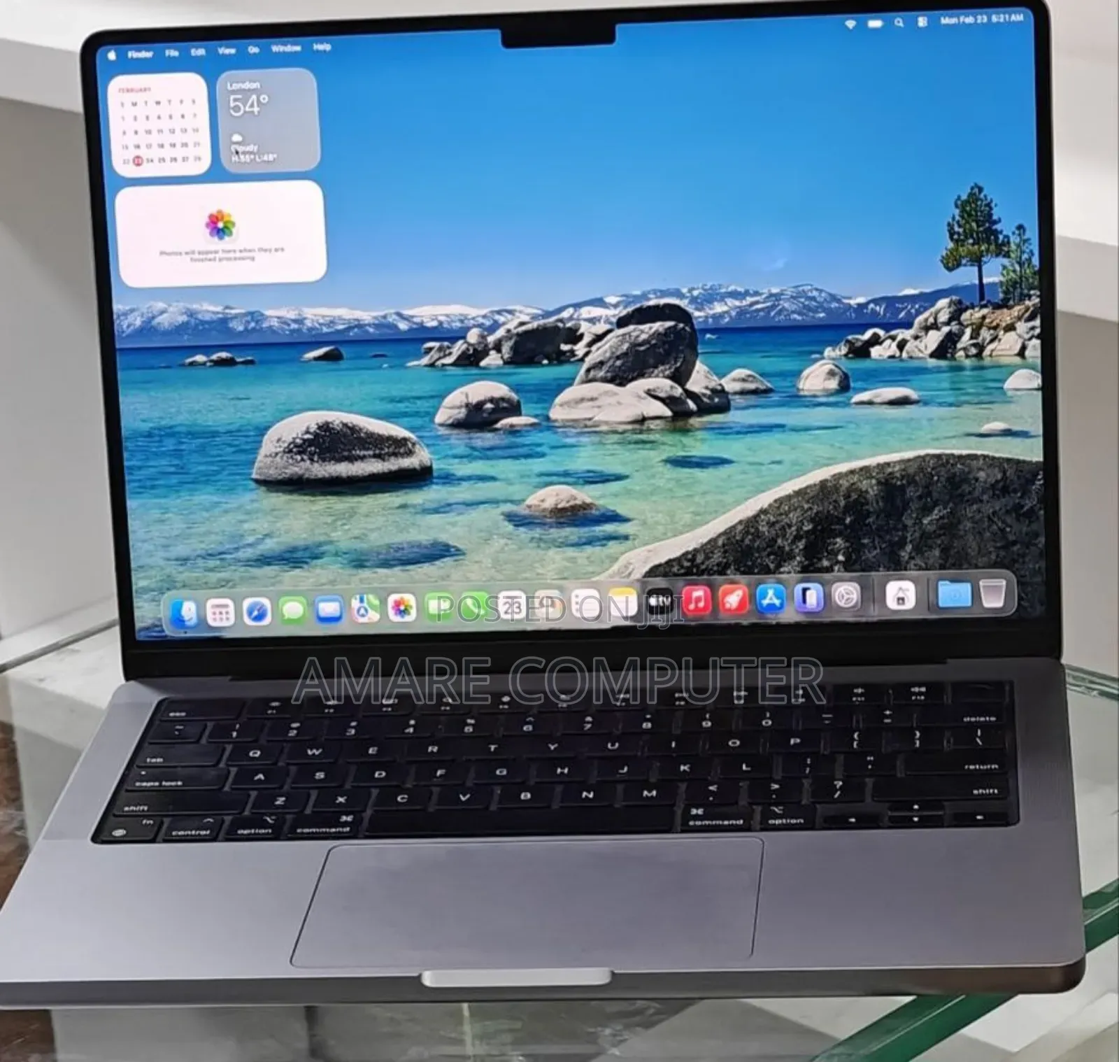 New Laptop Apple MacBook Pro 2023 M3 14-inch 8GB Apple M3 Pro SSD 512GB