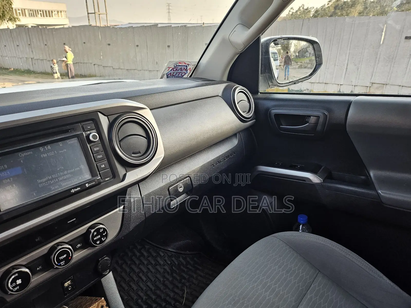 Toyota Tacoma 2017 White