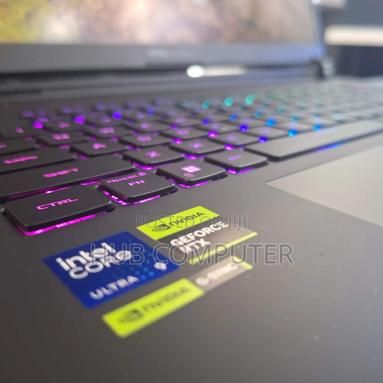 New Laptop Asus ROG Strix G17 32GB Intel Core Ultra 9 SSD 2T