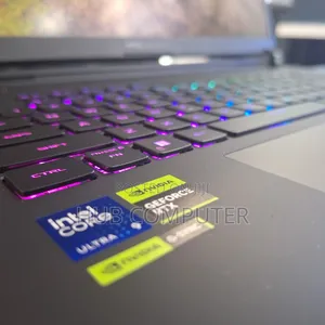 New Laptop Asus ROG Strix G17 32GB Intel Core Ultra 9 SSD 2T