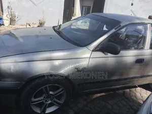 Toyota Carina 1.5 FWD Sedan 1992 Gray