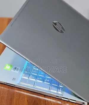 New Laptop HP Pavilion 15 8GB Intel Core i5 SSD 256GB