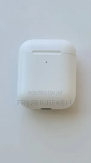 Apple Airpod With Wireless Charging Case