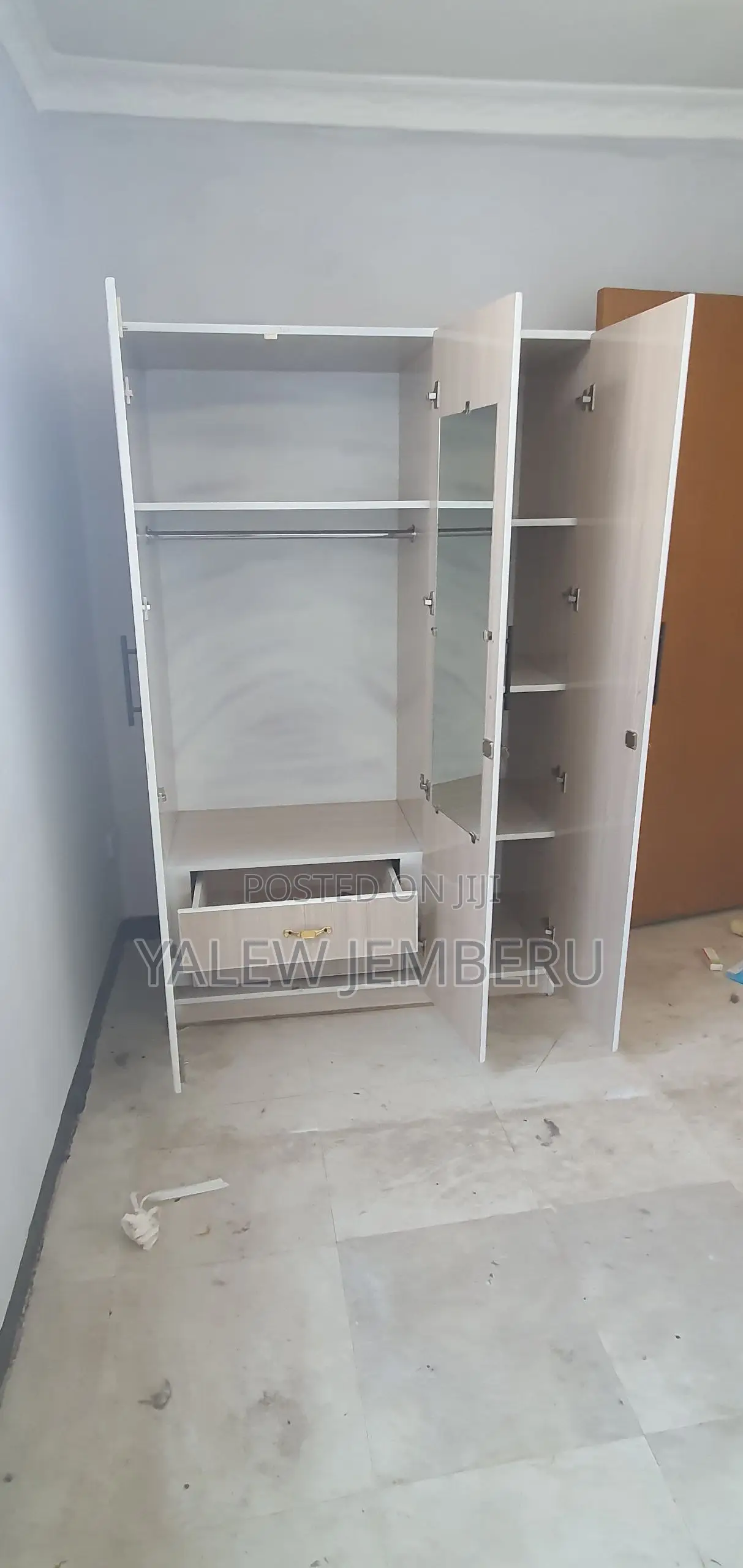 Slightly Used Kumsatin