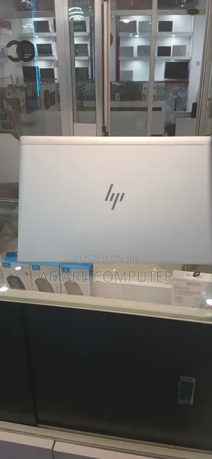 New Laptop HP EliteBook 840 G8 16GB Intel Core i7 SSD 512GB