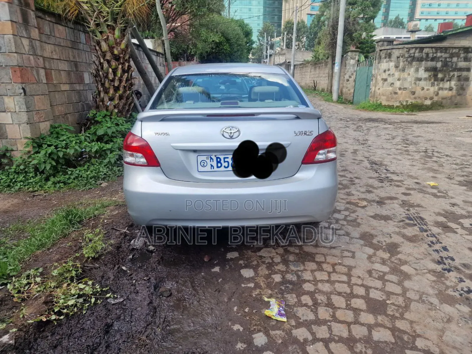 Toyota Yaris Base Hatchback 3dr 2010 Silver